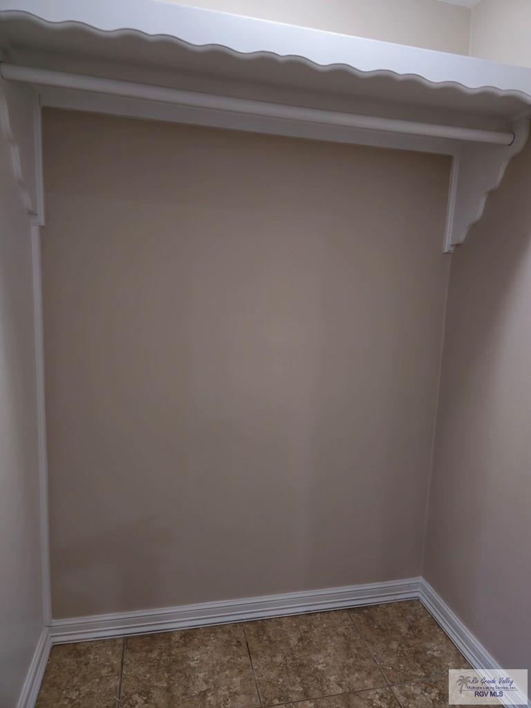 2389 Santa Elena St, BROWNSVILLE, Texas image 15