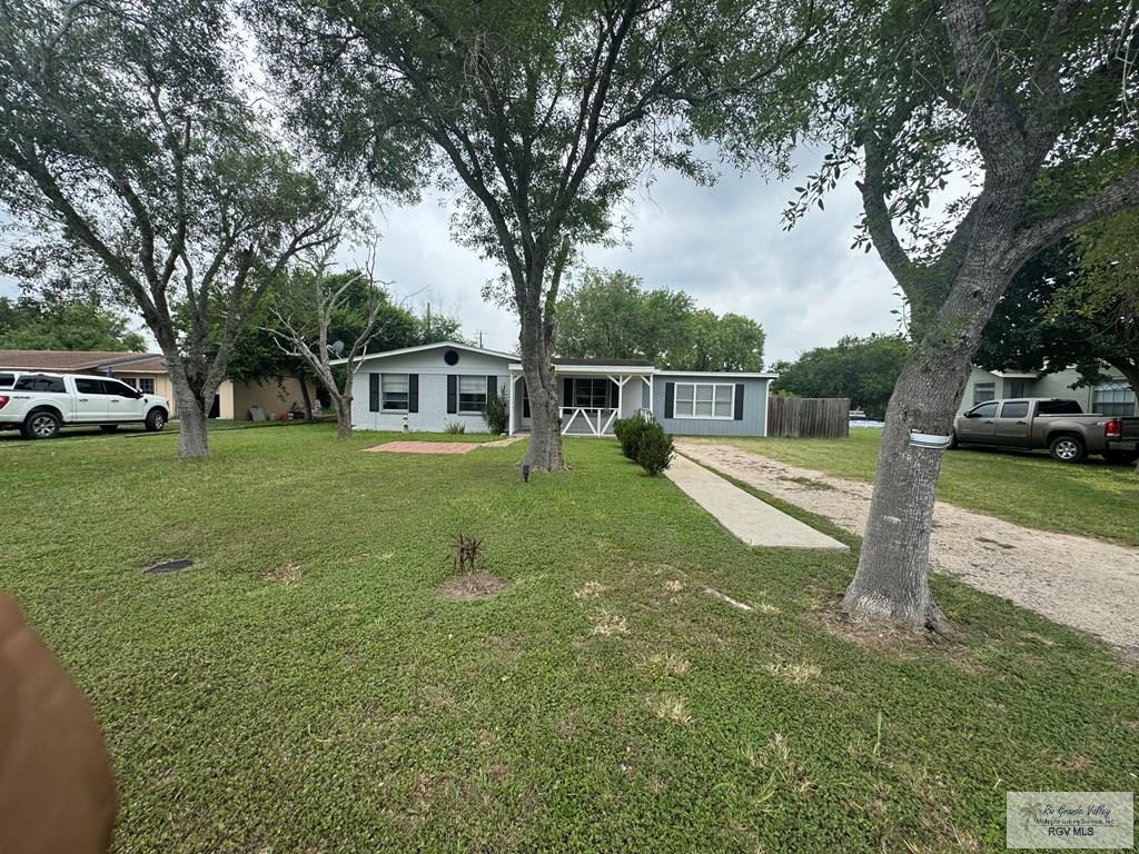 44 Highland Ter, BROWNSVILLE, Texas image 2