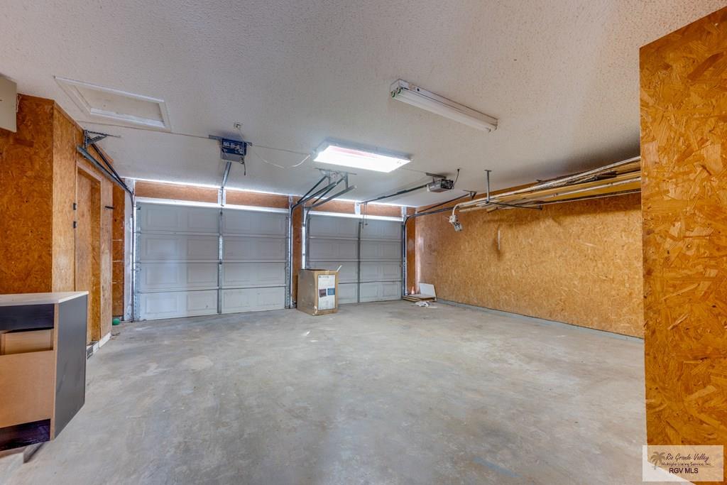 115 E Armstrong Ct, BROWNSVILLE, Texas image 31