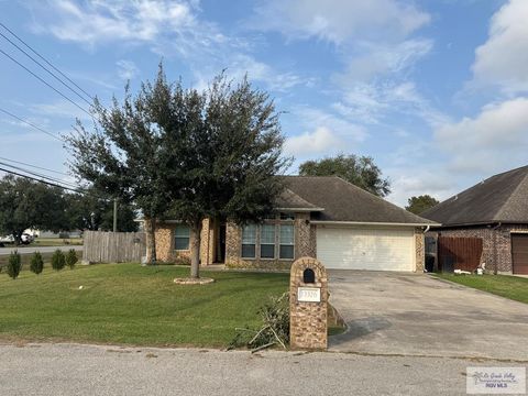 Homes For Sale - 13326 Mandy Ln<br/> SANTA FE, TX 77510