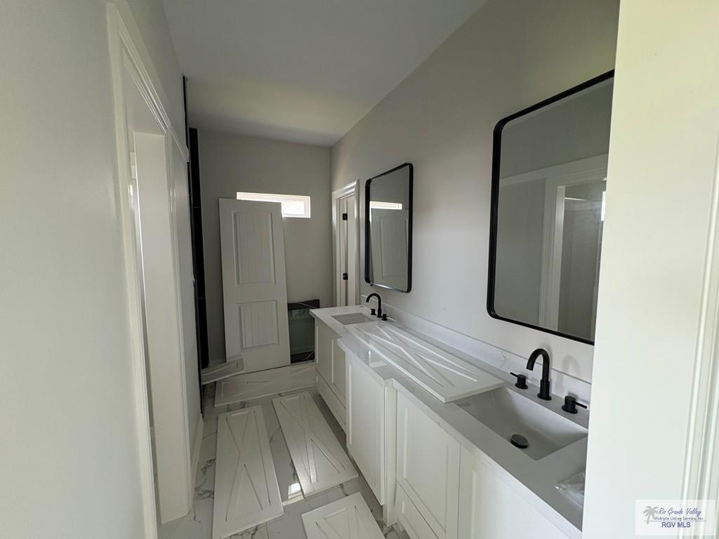 315 Brooks Circle North Cir, LA FERIA, Texas image 14