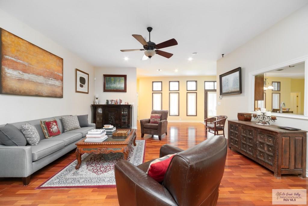 5363 Rustic Manor Dr, BROWNSVILLE, Texas image 4