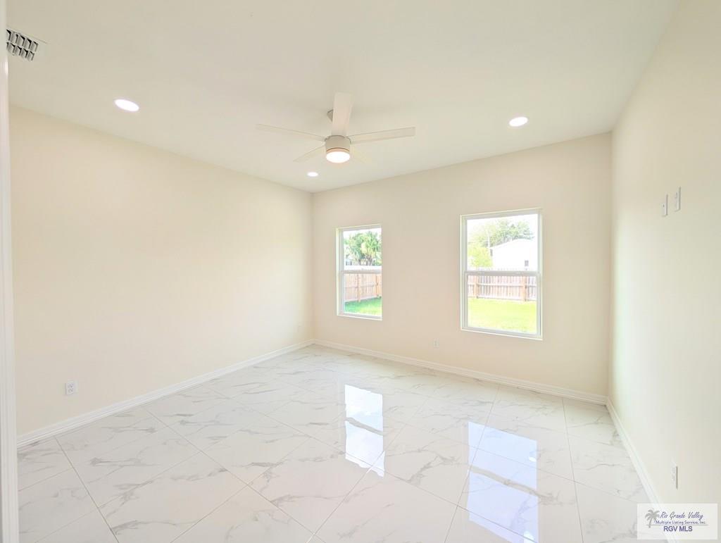 204 Brooks Circle North Cir, LA FERIA, Texas image 12