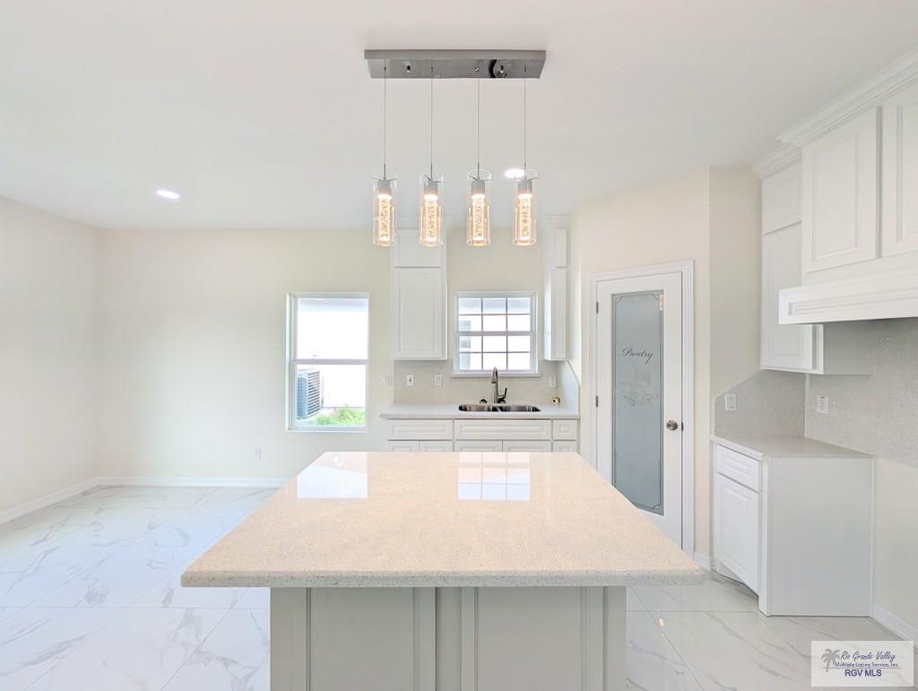 204 Brooks Circle North Cir, LA FERIA, Texas image 3