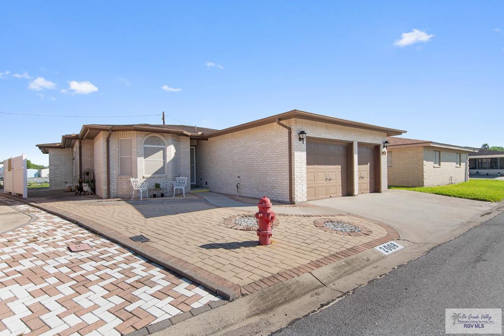 2008 W Iowa Ave, HARLINGEN, Texas image 2