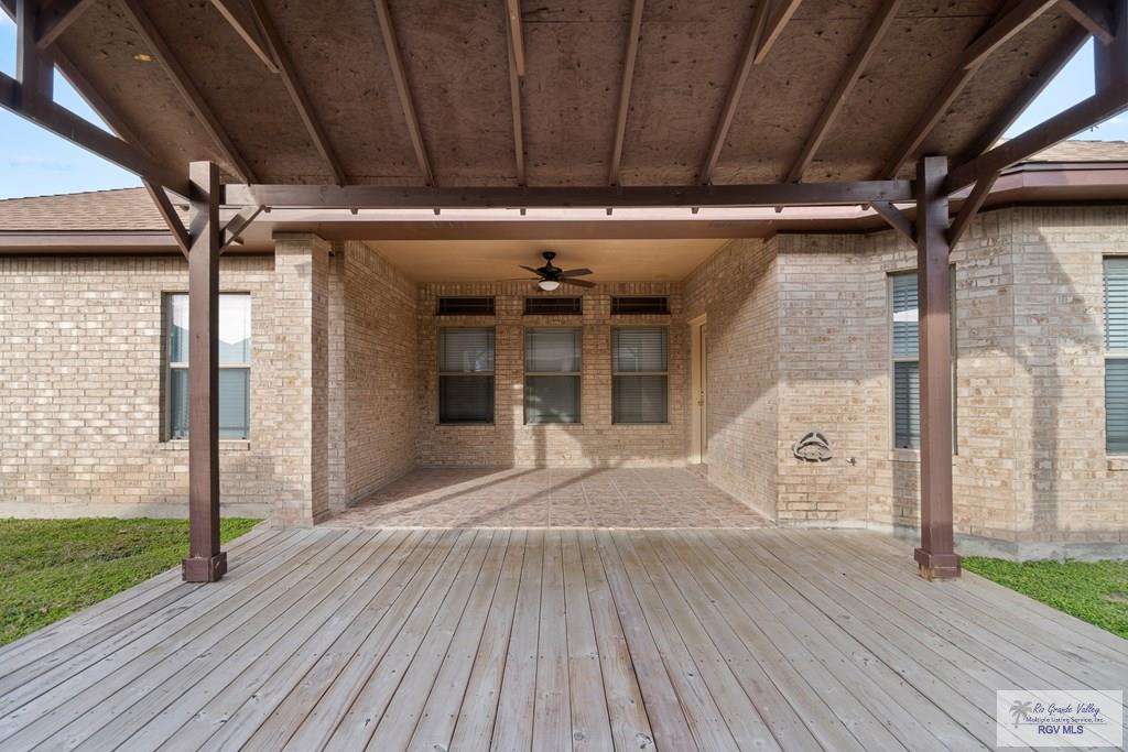 5810 Hitching Post Dr, BROWNSVILLE, Texas image 24