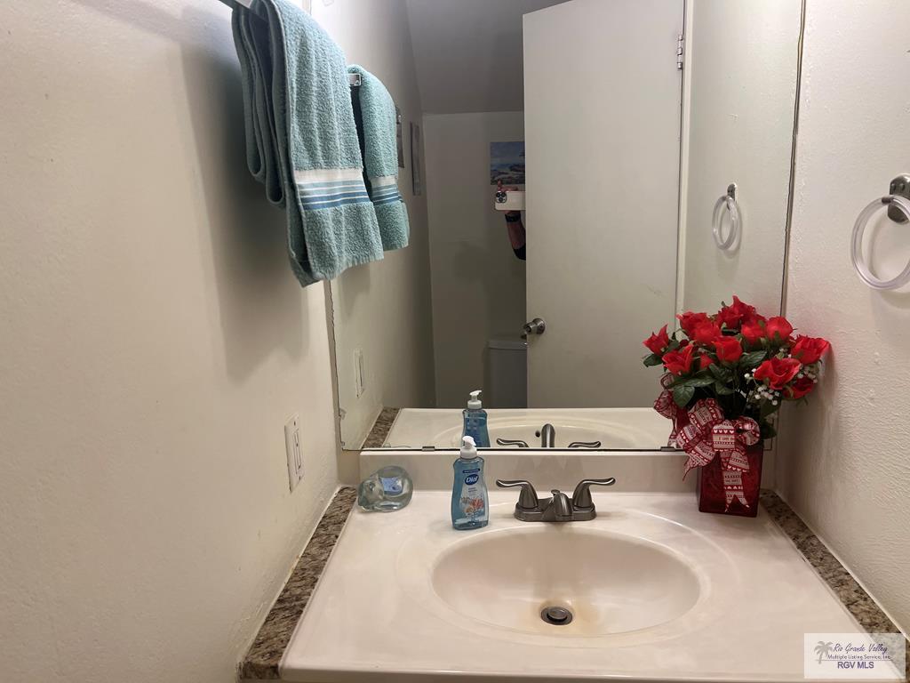 12 Palmetto Ct, BROWNSVILLE, Texas image 5