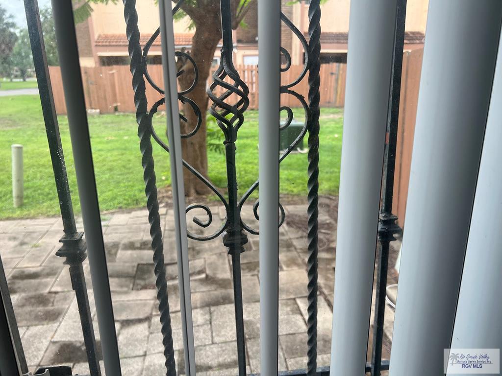 12 Palmetto Ct, BROWNSVILLE, Texas image 1