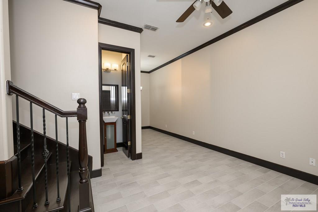 217 Robin Ave, MCALLEN, Texas image 12