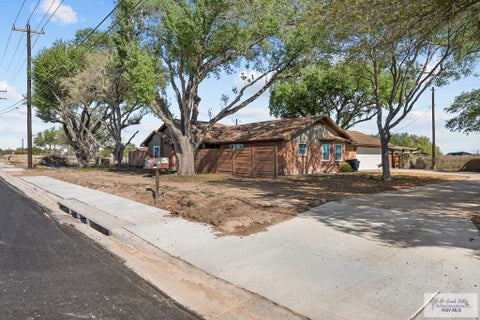 Homes For Rent - 4012 Auburn Ave<br/> Hidalgo County, MCALLEN, TX 78504