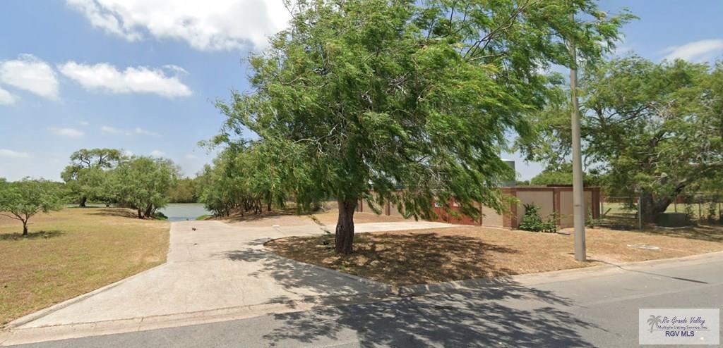 2035 Rancho Viejo Blvd, BROWNSVILLE, Texas image 2