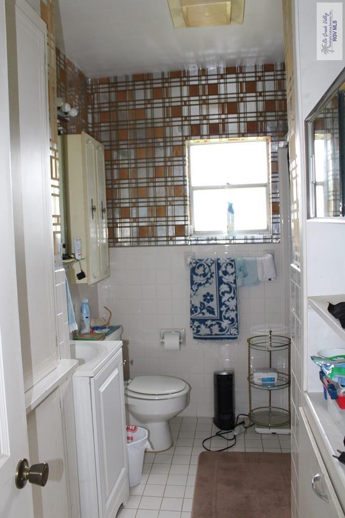 3877 N West Ave, SEBASTIAN, Texas image 11
