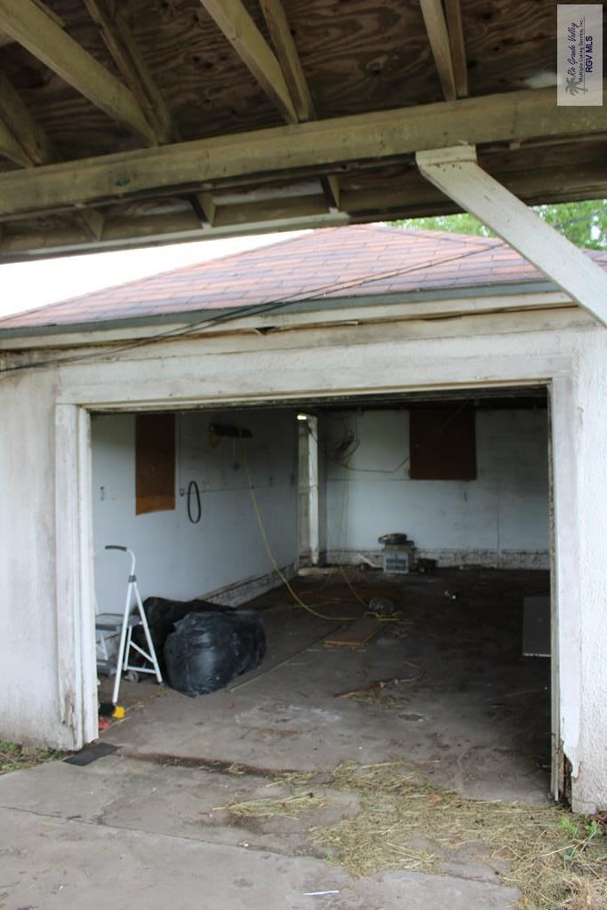 3877 N West Ave, SEBASTIAN, Texas image 13
