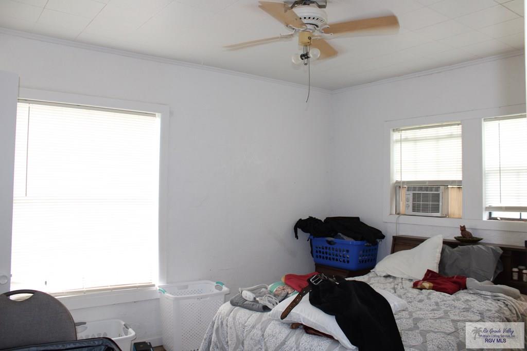 3877 N West Ave, SEBASTIAN, Texas image 10