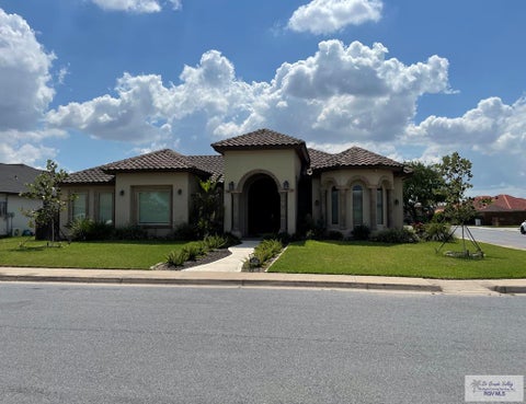 Homes For Sale - 6000 Angelas Ct<br/> BROWNSVILLE, TX 78526