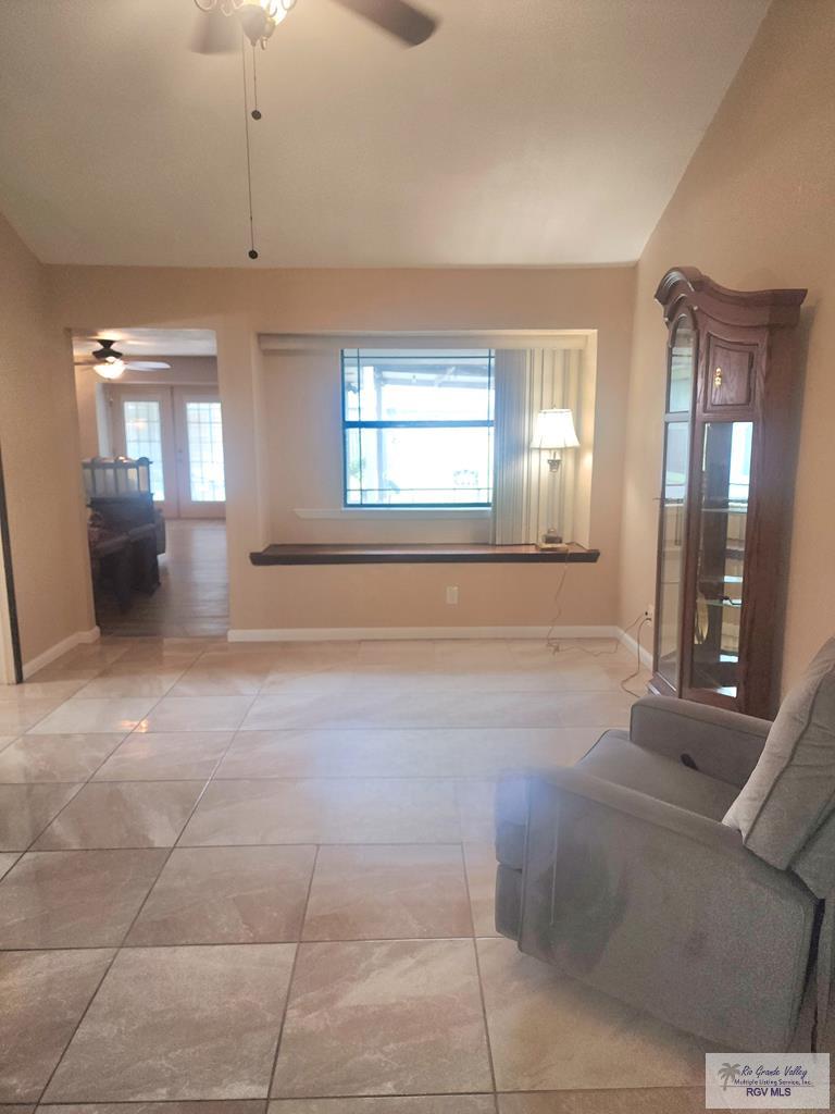 480 Madrid Ct, SAN BENITO, Texas image 4