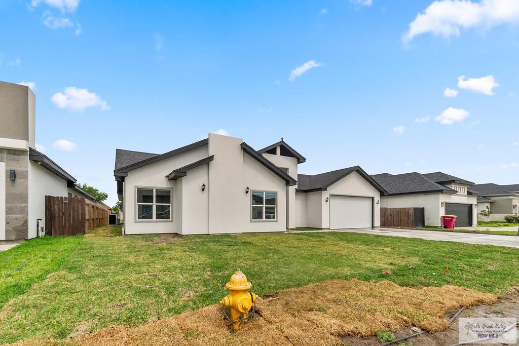 6221 King Palm Loop, BROWNSVILLE, Texas image 3