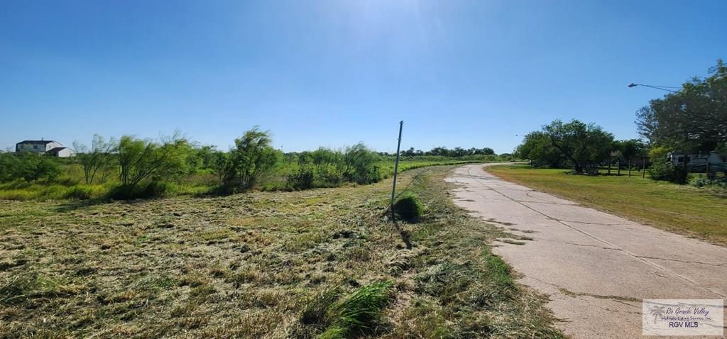 Old Military Hwy, BROWNSVILLE, Texas image 17