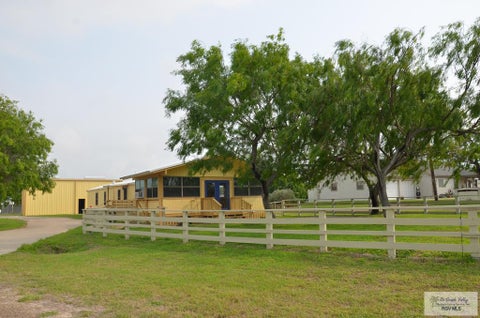 Mobile Home For Sale - 100 White St<br/> PORT MANSFIELD, TX 78598