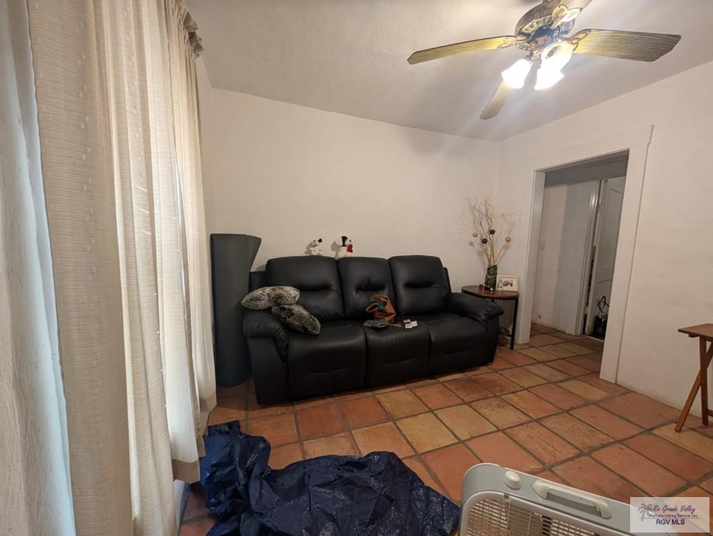 312 W Jessamine Ave, LA FERIA, Texas image 11