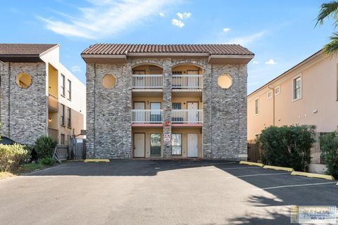 Condo For Sale - 109 Gardenia St #101<br/> SOUTH PADRE ISLAND, TX 78597