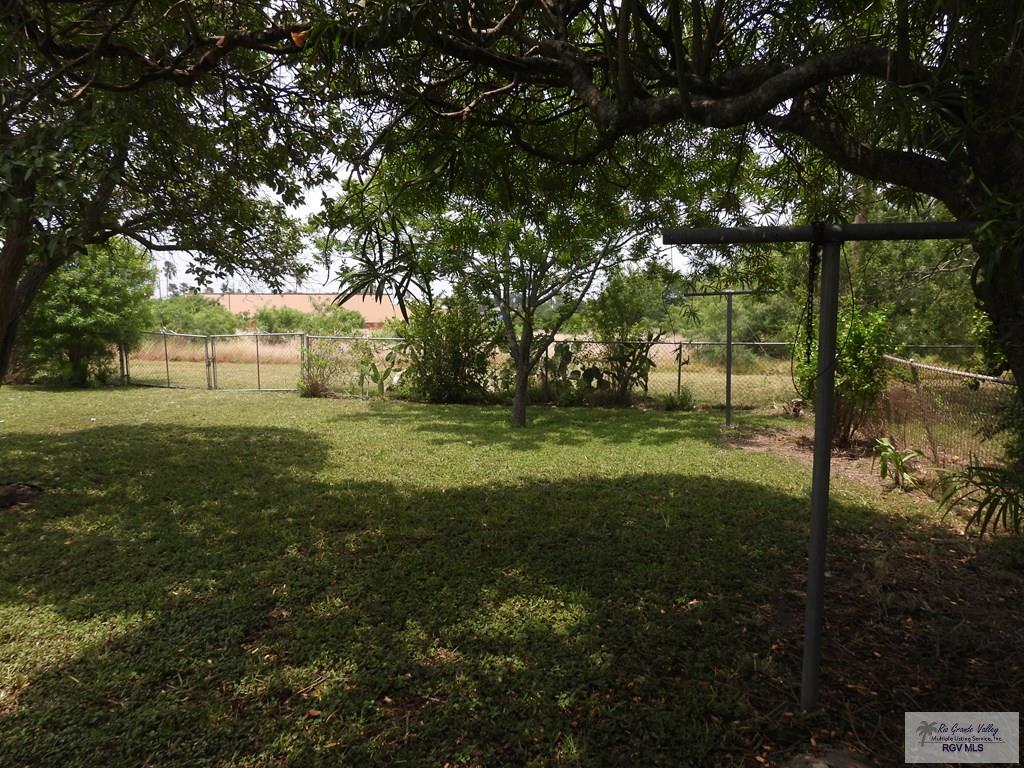 55 Carlton Dr, BROWNSVILLE, Texas image 29