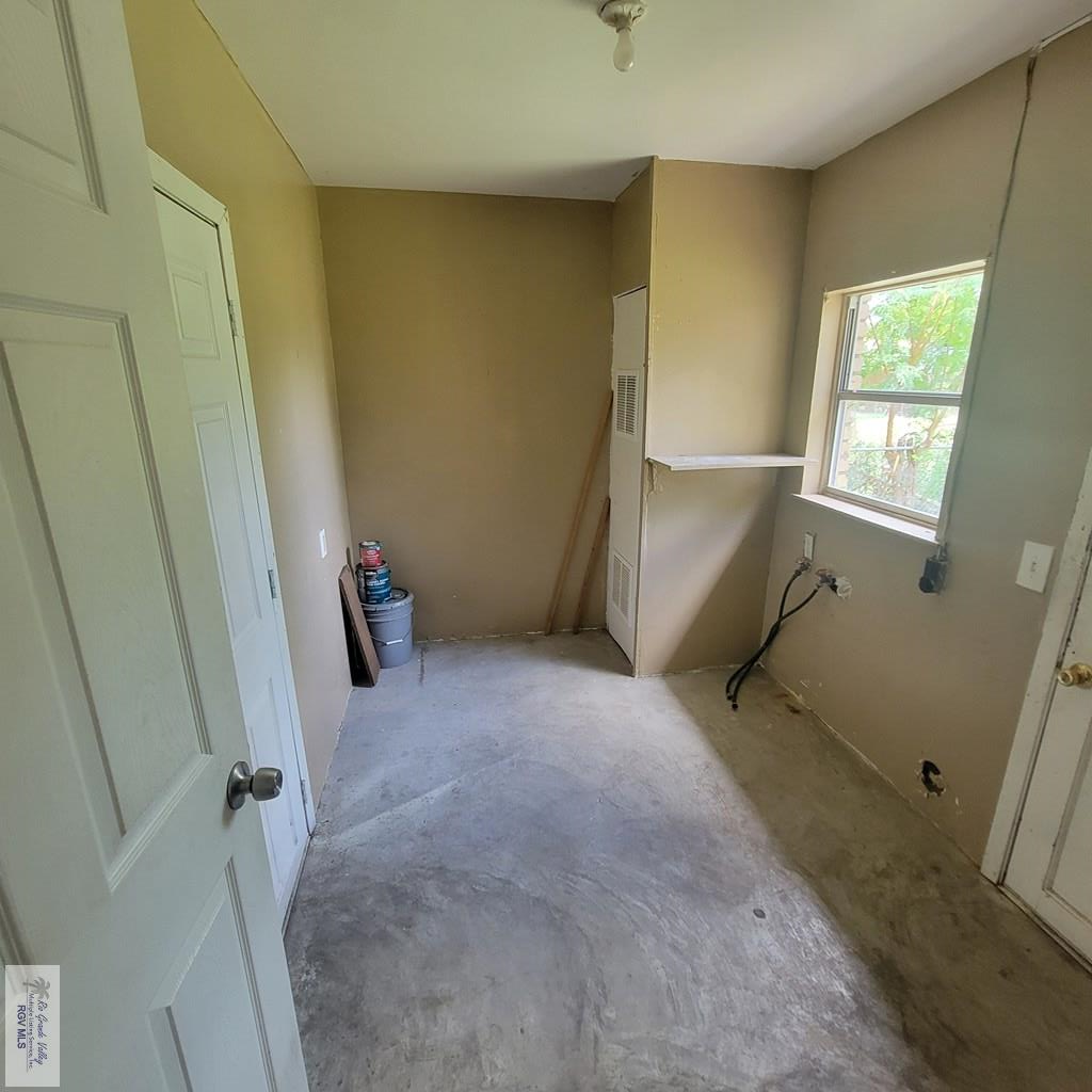 3135 Southmost Rd, BROWNSVILLE, Texas image 8