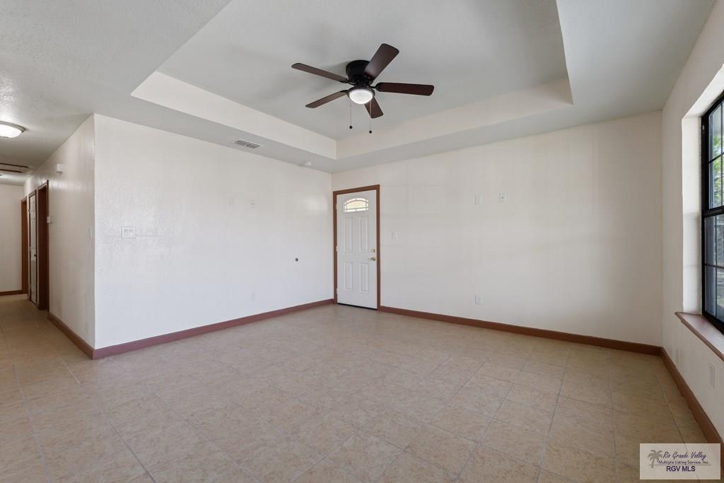6976 Los Arboles Ave, BROWNSVILLE, Texas image 3