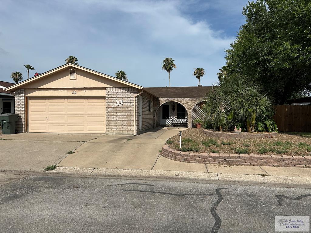 42 Cherokee Dr, HARLINGEN, Texas image 1