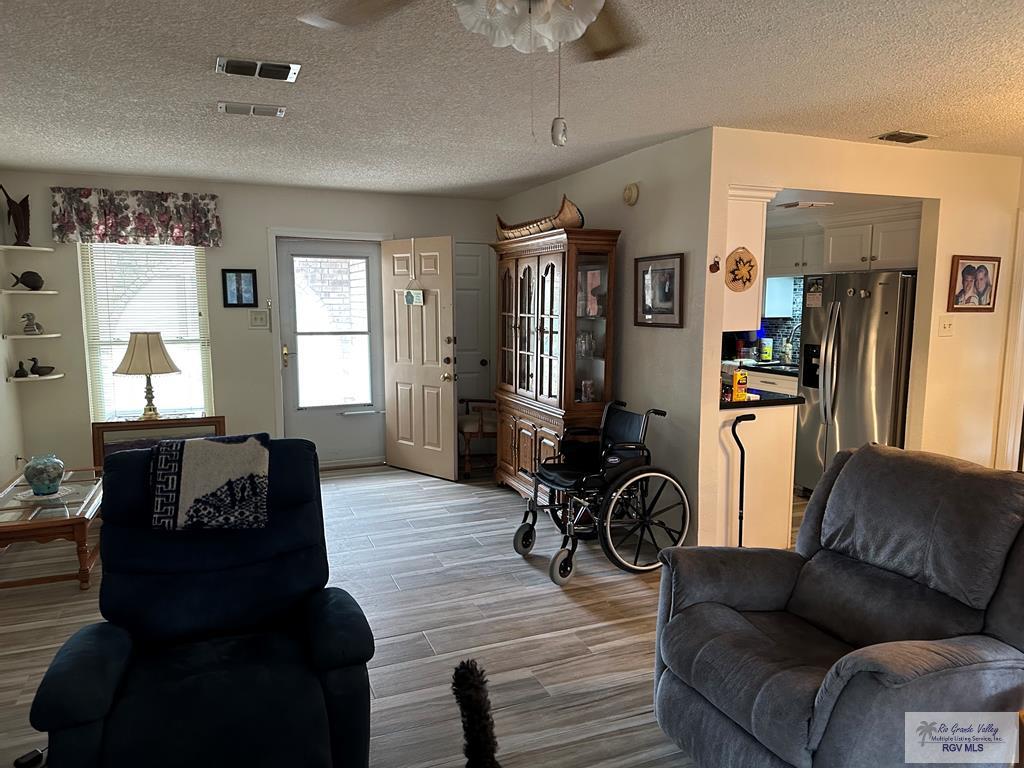 42 Cherokee Dr, HARLINGEN, Texas image 3