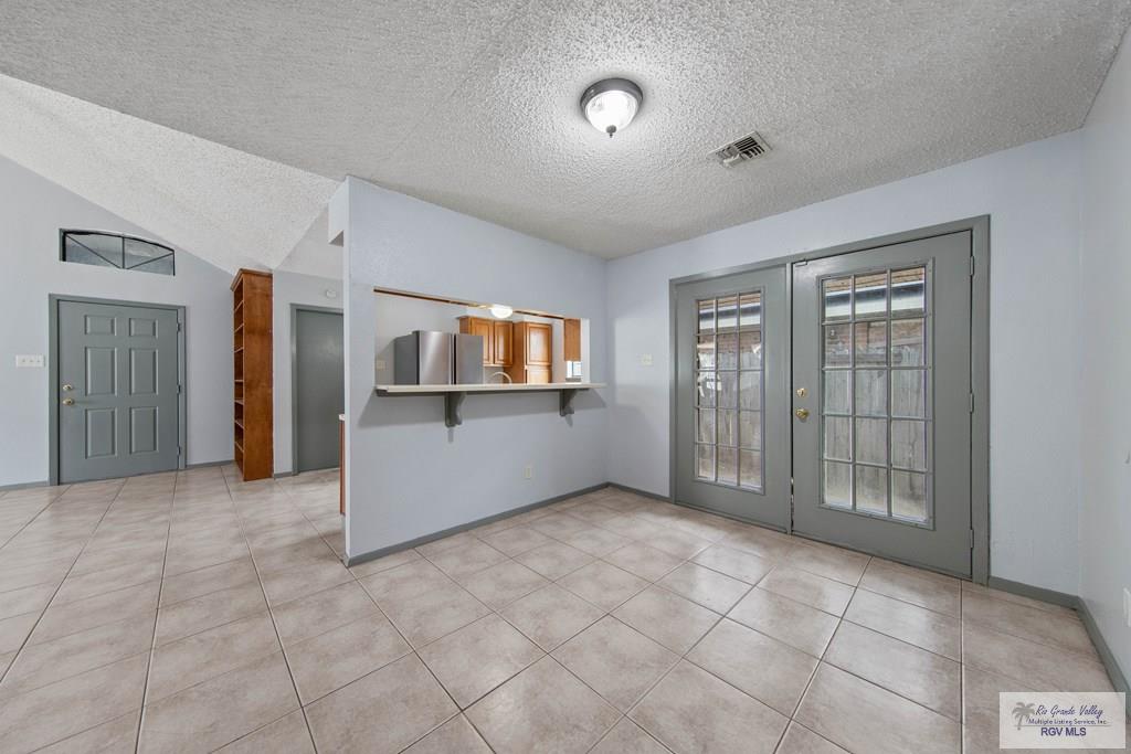 515 Windwood Way, BROWNSVILLE, Texas image 10