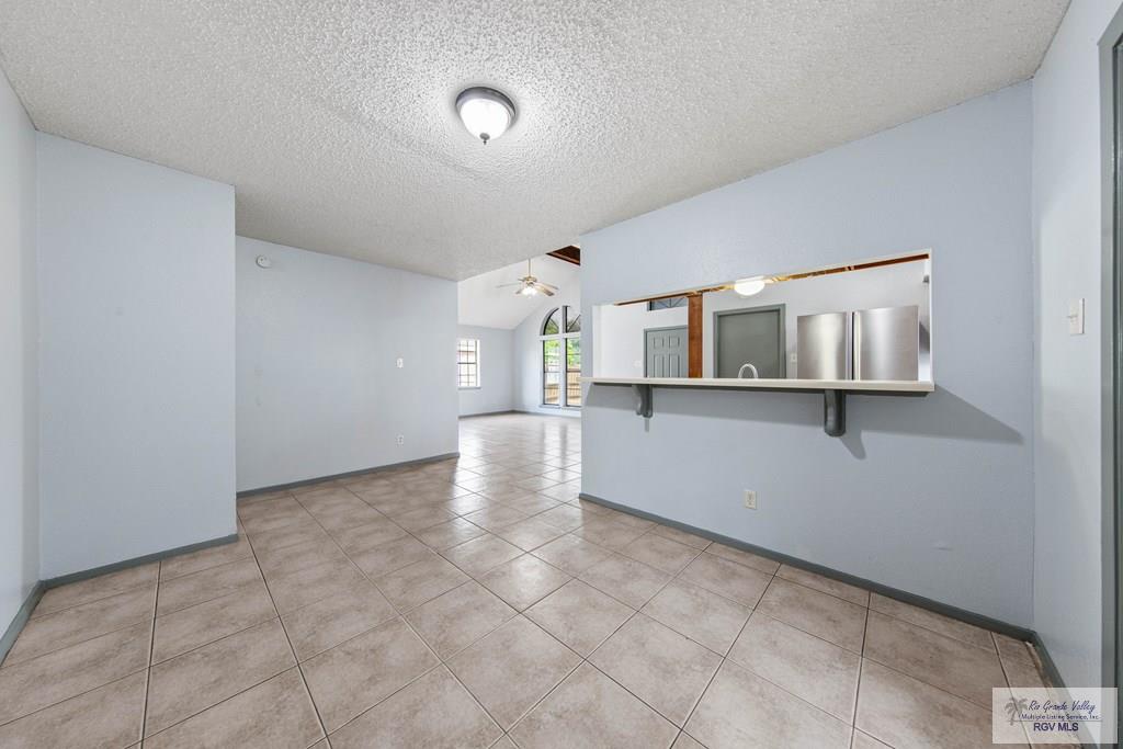 515 Windwood Way, BROWNSVILLE, Texas image 9