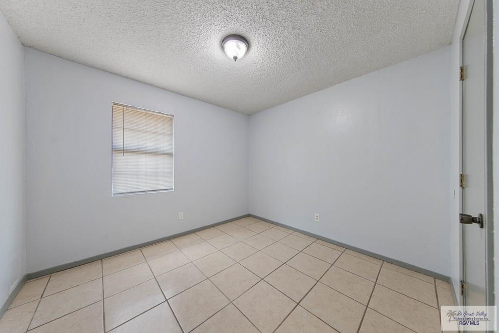 515 Windwood Way, BROWNSVILLE, Texas image 12