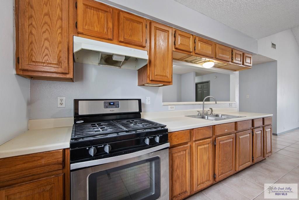 515 Windwood Way, BROWNSVILLE, Texas image 7