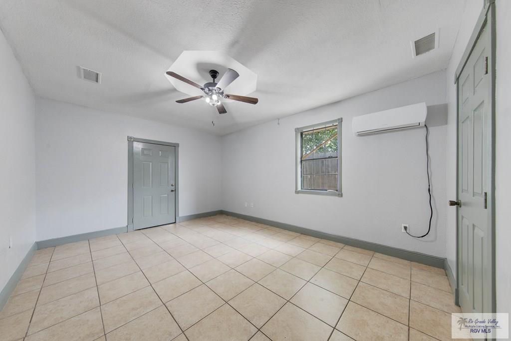 515 Windwood Way, BROWNSVILLE, Texas image 16