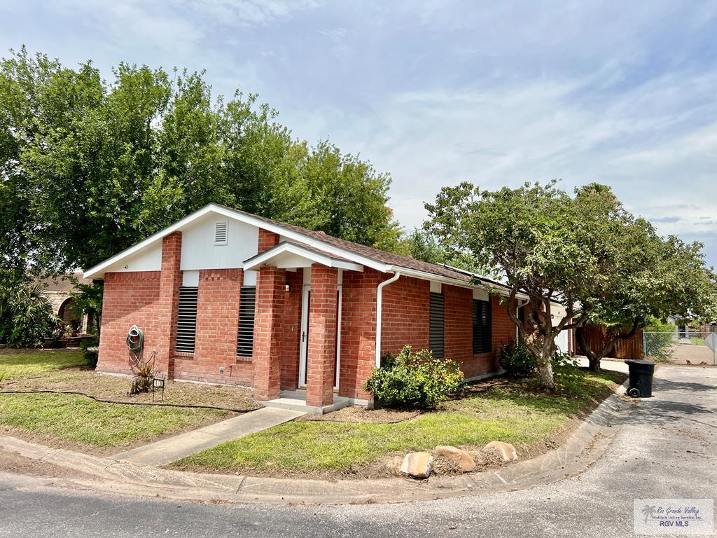 40 Cherokee Ave, HARLINGEN, Texas image 1