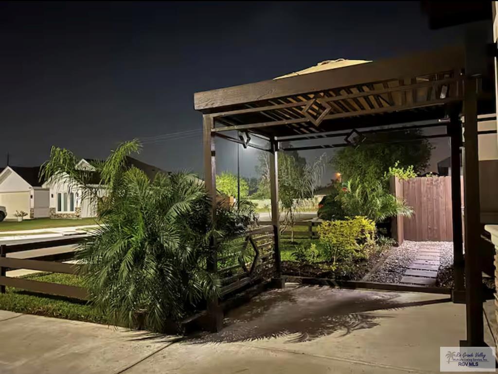 6021 Grapevine Loop, BROWNSVILLE, Texas image 8