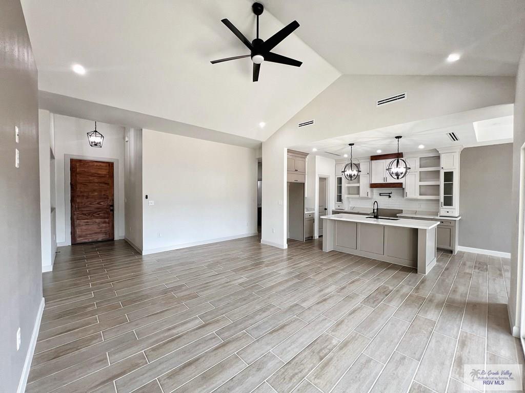 2020 Peace Dr, LA FERIA, Texas image 7