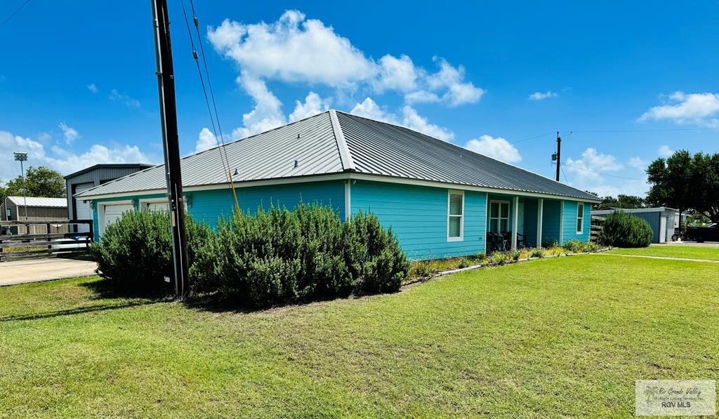 304 White Dr, PORT MANSFIELD, Texas image 1