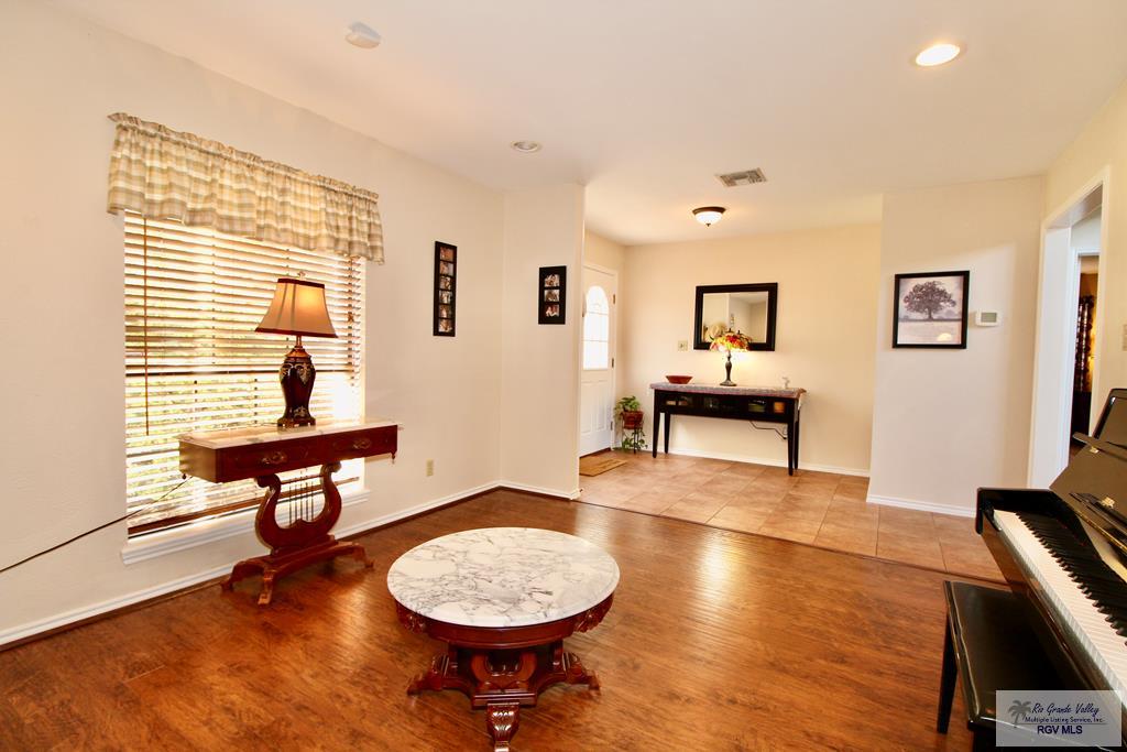 2929 Jacaranda Ave, HARLINGEN, Texas image 6