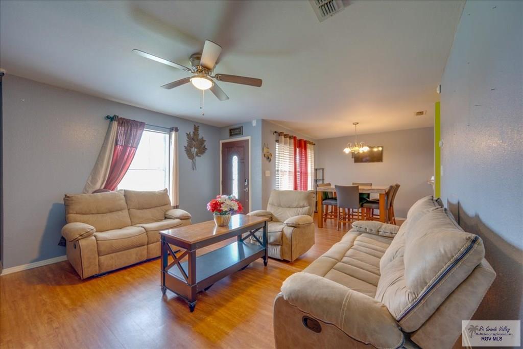 1137 Julissa Dr, LOS FRESNOS, Texas image 7
