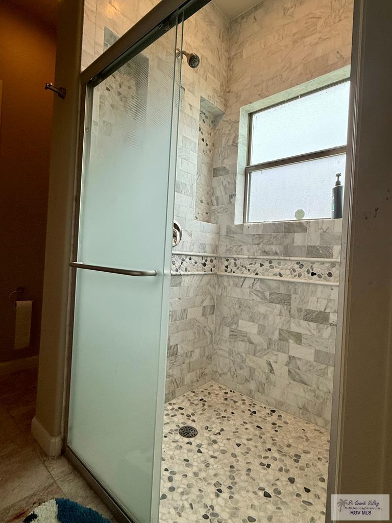 6200 Rio Sena St, BROWNSVILLE, Texas image 8