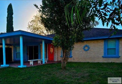 Homes For Sale - 94 Laura Ln<br/> Cameron County, BROWNSVILLE, TX 78521
