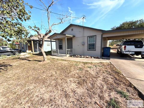 Homes For Sale - 865 Rio Grande St<br/> SAN BENITO, TX 78586
