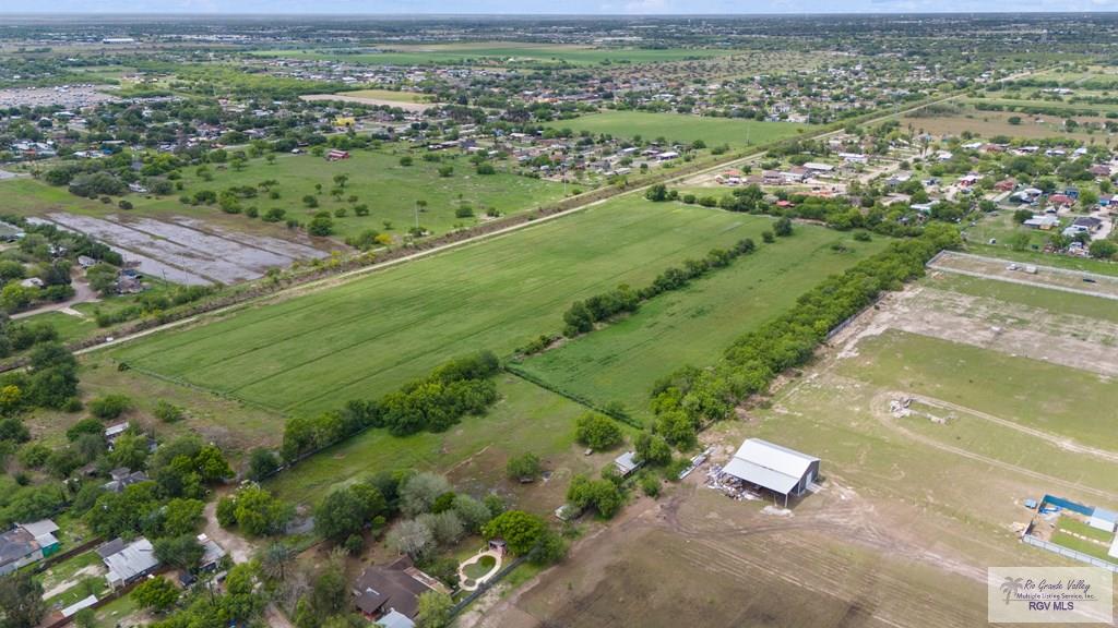 301 El Dora Rd, DONNA, Texas image 6