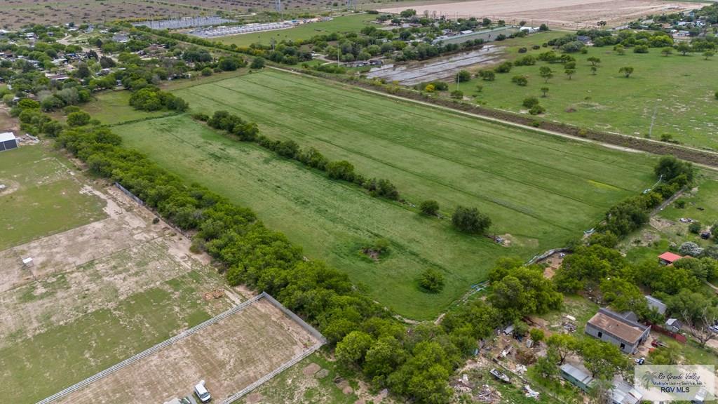301 El Dora Rd, DONNA, Texas image 4