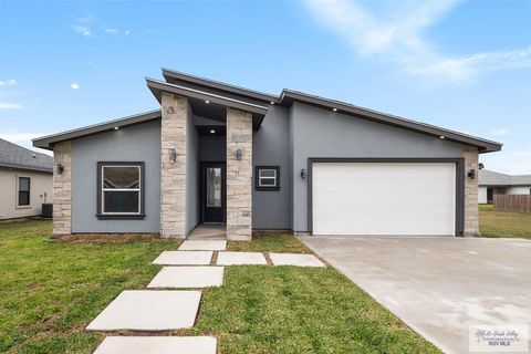 Homes For Sale - 473 Santiago St<br/> LA FERIA, TX 78559