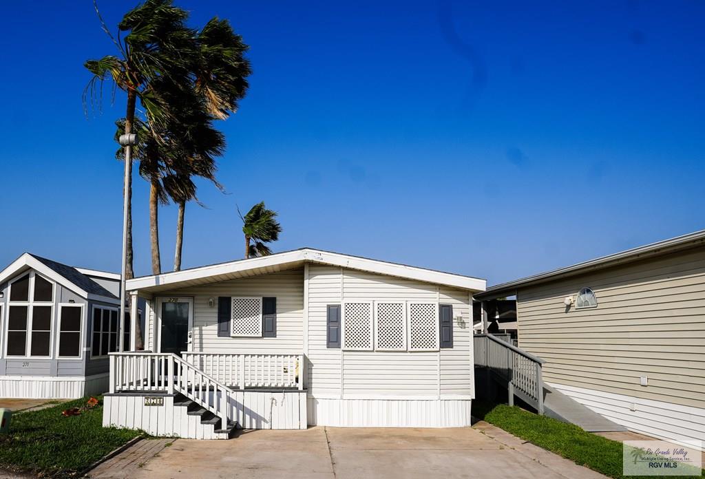 270 Cockle Dr, PORT ISABEL, Texas image 3