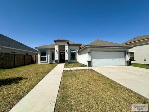 Homes For Sale - 3413 Showboat Dr<br/> EDINBURG, TX 78541