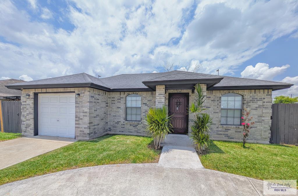 2751 Meadow Ridge Dr, BROWNSVILLE, Texas image 1